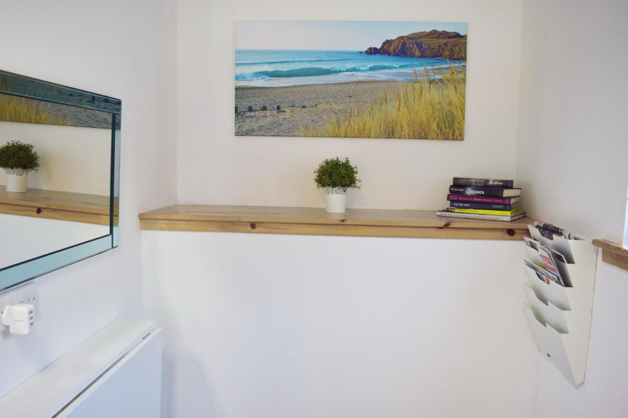Flat 14D Bayhead Apartman Stornoway  Kültér fotó